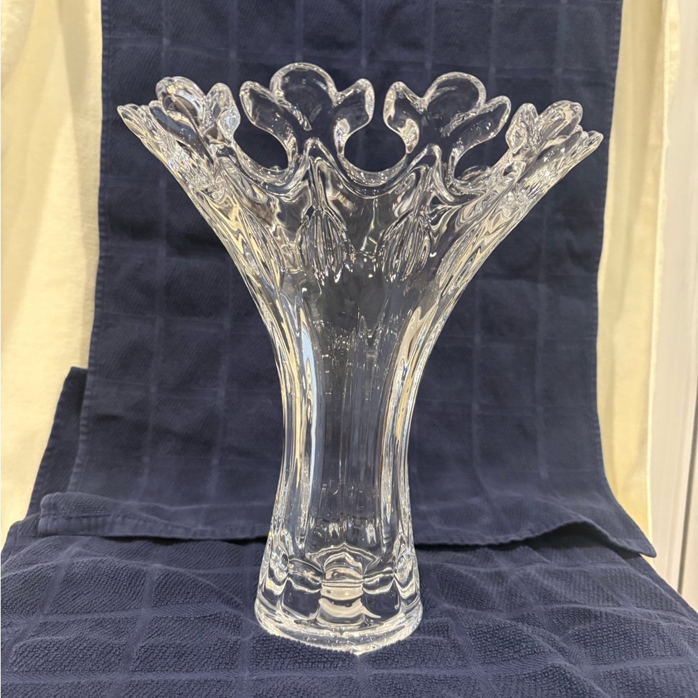 Shannon  Arabella Crystal Floral Design Vase 10” tall